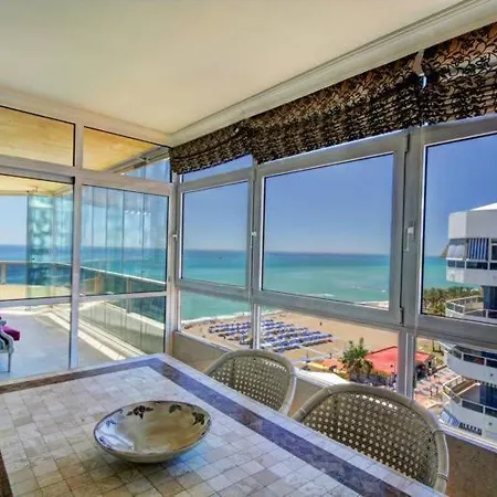 4 Bedroom Beachfront Penthouse Apartment Torremolinos